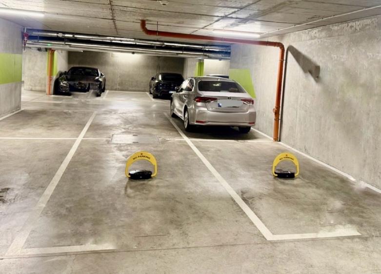 Proprietar vand 1 loc de parcare subteran   WIN HERĂSTRĂU, București, sector 1,  - 2