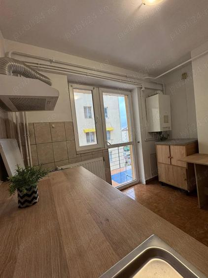 Decomandata, Craiovi?a, libera, spa?ioasa, zona buna - 8