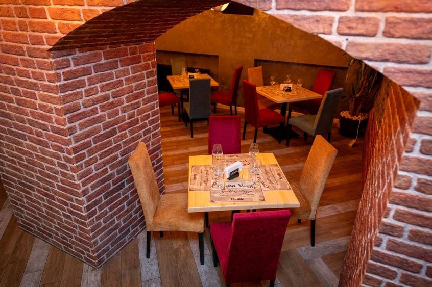 Restaurant de vanzare sau de INCHIRIAT Centrul Vechi Braila - 1