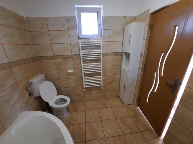 FARA COMISION in Bacu aproape asfalt casa gata mobilata cu 4 camere P+1+pod 560m - 30