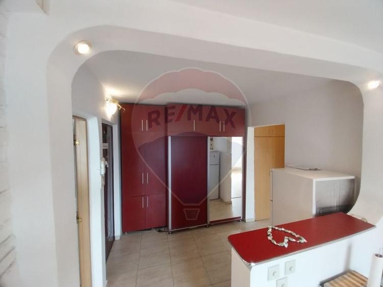 Apartament 2 camere decomandat in Rovine - Penny - 6
