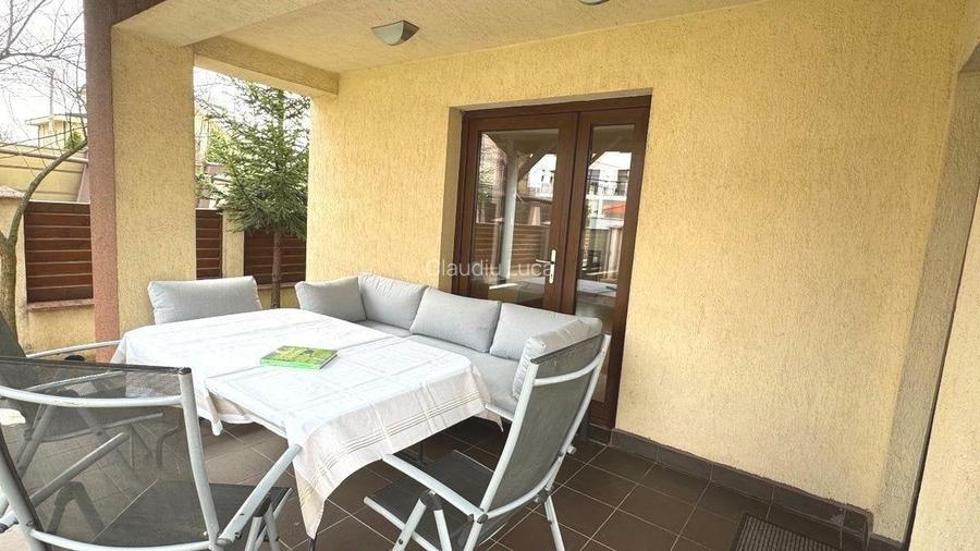 Casă cu 5 camere în Dudu Casă cu 5 camere în Dudu