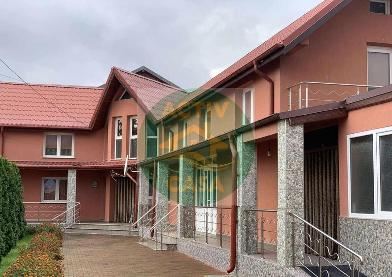 Casa de vanzare zona Roman - 2