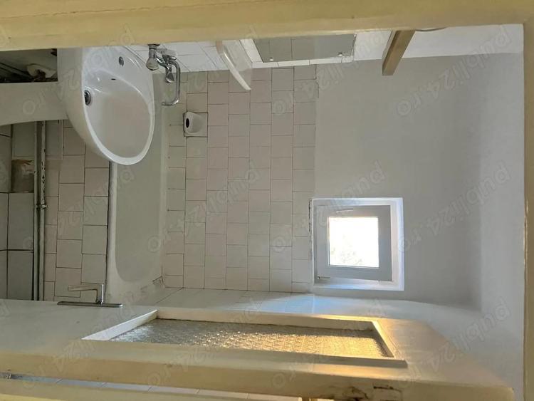 Inchiriere apartament 3 camere ultracentral - 3