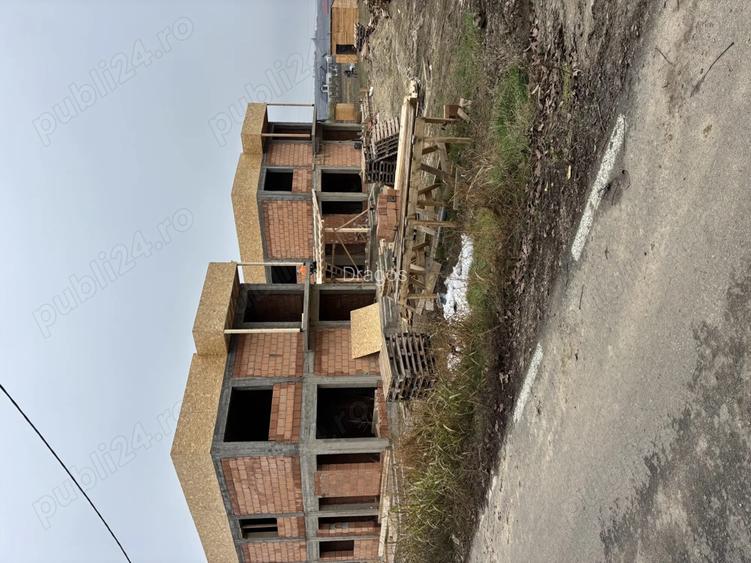 Vanzari case noi construite MARACINENI