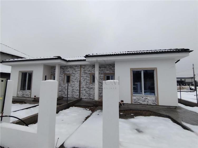 Duplex la asfalt - toate utilitatile - 3 bai - 1