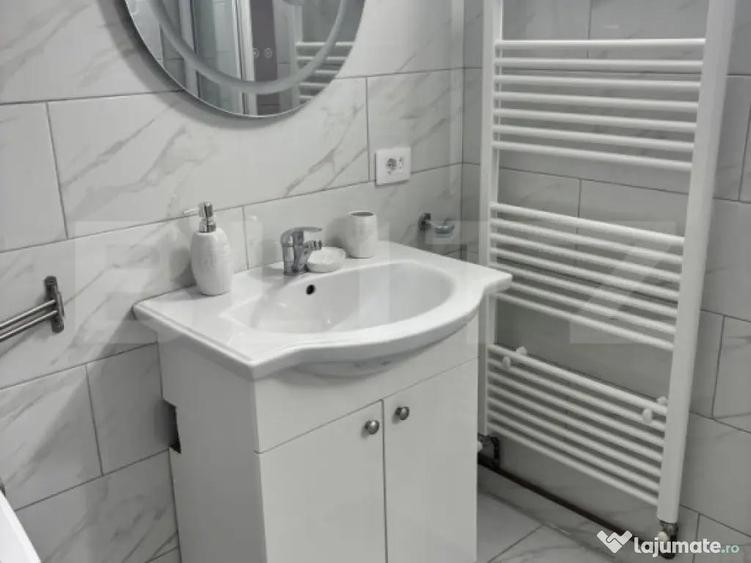 Casa de vanzare, 8 camere, 263 mp + 400 mp teren, in Cam - 12