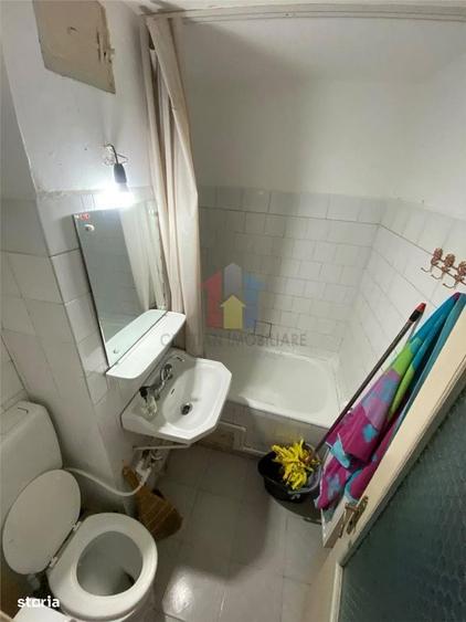 Apartament cu 2 camere în Viziru 3