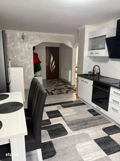 Apartament cu 3 camere decomandat în Vasile Alecsandri
