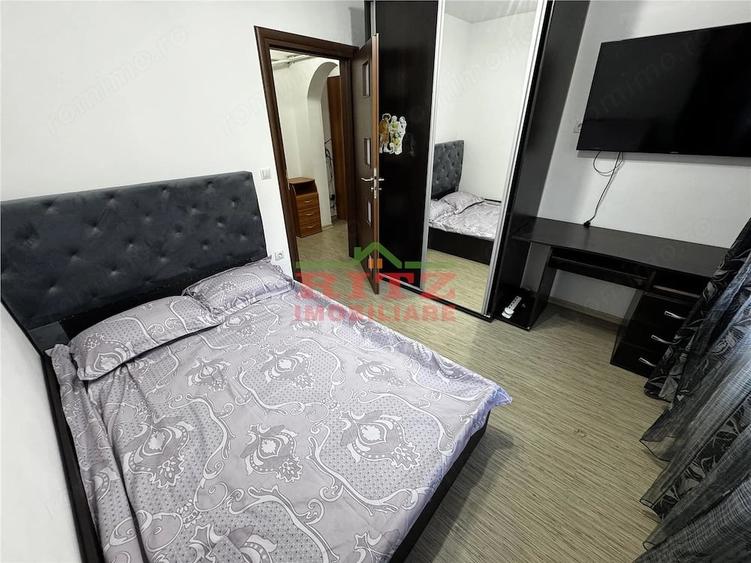 Apartament cu 3 camere semidecomandat în Ultracentral