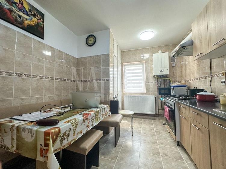 Apartament cu 3 camere decomandat în Mărăști