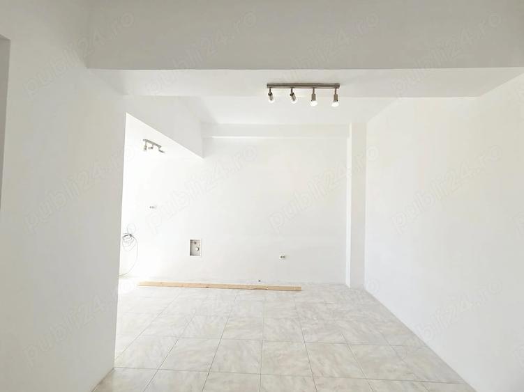 Spațiu comercial, de 210 mp, în Central