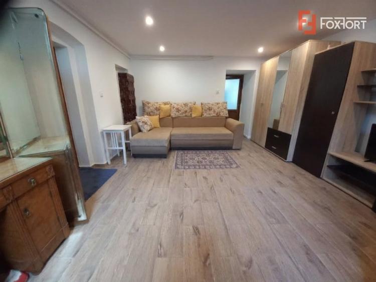 Apartament cu 2 camere semidecomandat în Tipografilor
