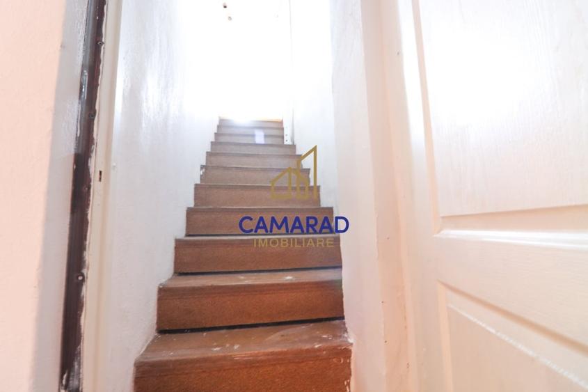Casă individuală cu 5 camere cu Canalizare în Iancului