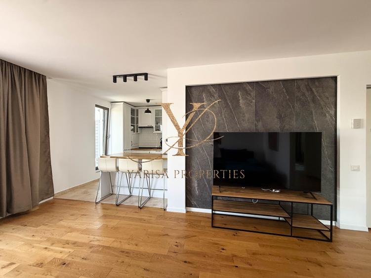Apartament cu 3 camere semidecomandat în Sisești