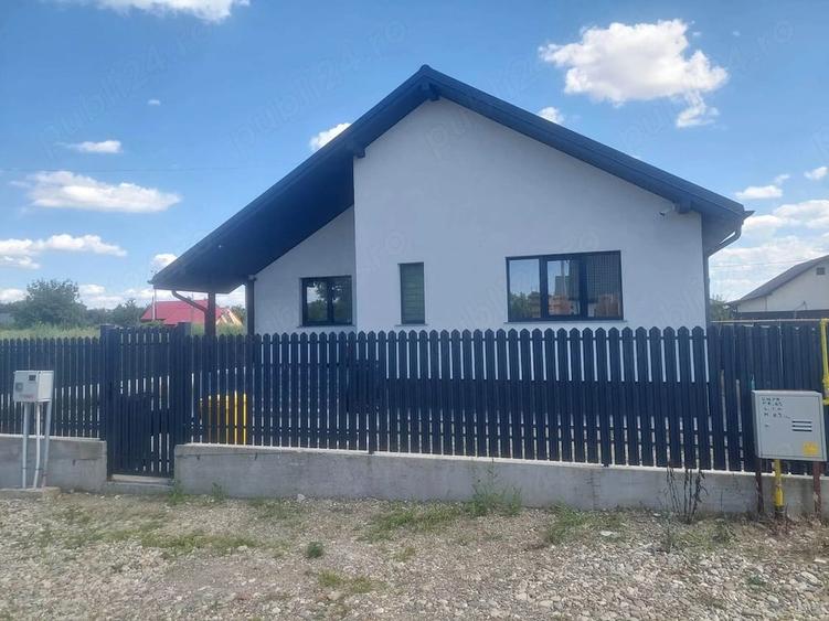 Casă cu Teren 400 Mp în Hemeiuș