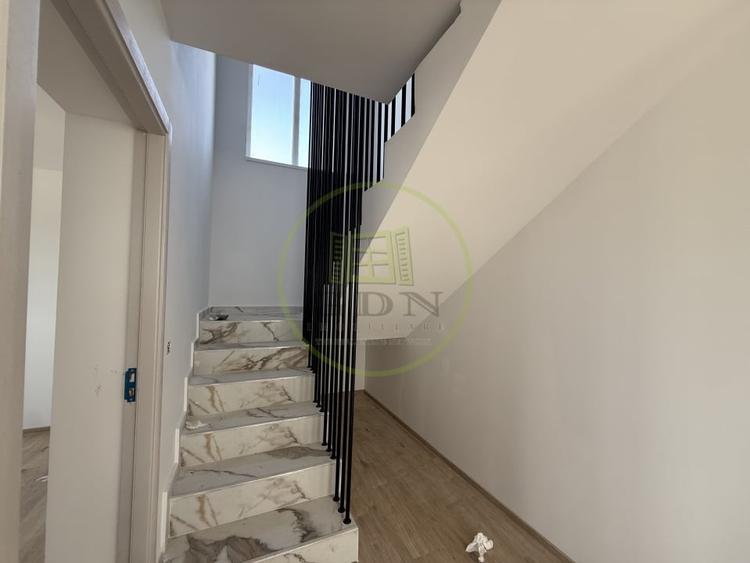 Casă individuală cu 5 camere cu Teren 613 Mp în Preajba