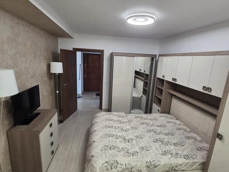 Apartament cu 2 camere decomandat, mobilat în Palas