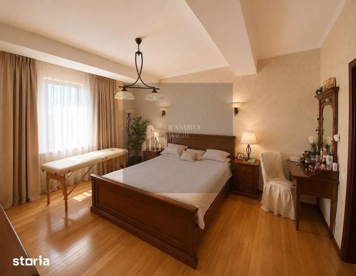 Casă cu 7 camere cu Canalizare în Tineretului