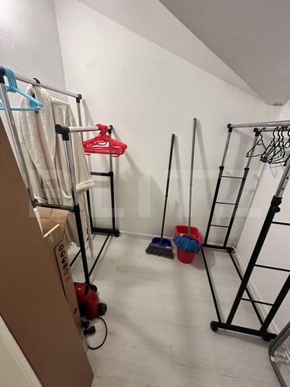 Apartament cu 2 camere semidecomandat, mobilat în Independenței