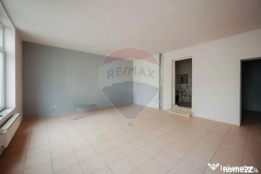 Casă cu 4 camere cu Teren 500 Mp în Iosia