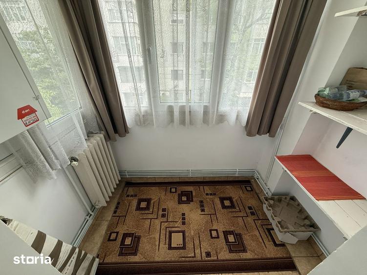 Apartament cu 2 camere decomandat în Galata