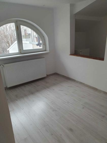 Prima inchiriere - casa zona Gara de Nord - 1