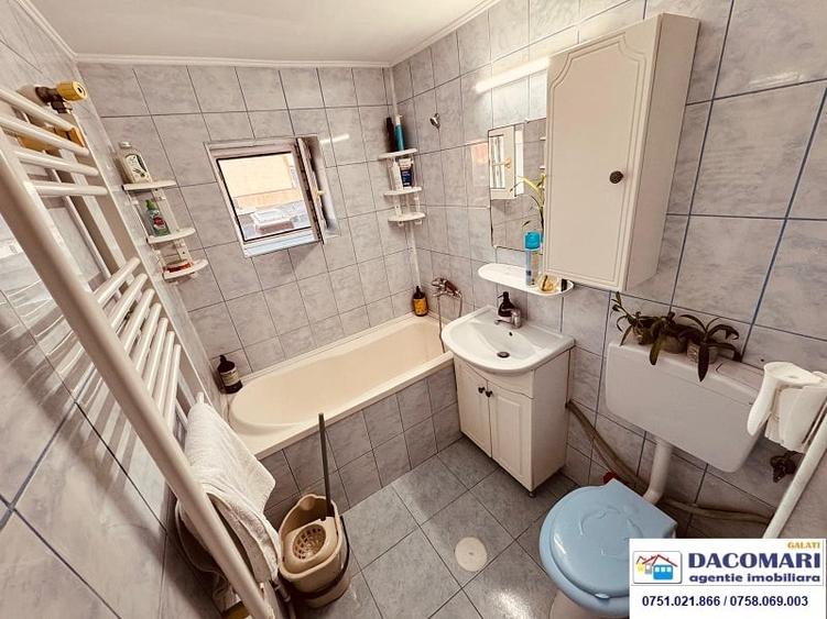 Apartament la mansarda, Port - 5