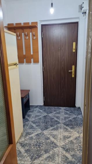 Titan , Str Ghita Serban , 5 minute metrou - 6