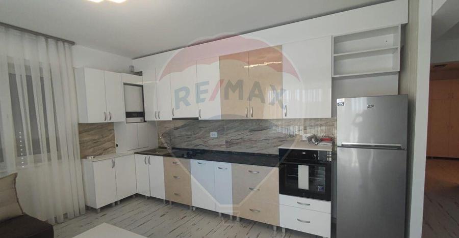 De inchiriat apartament 3 camere lux etaj 1 zona podul Ce... - 13