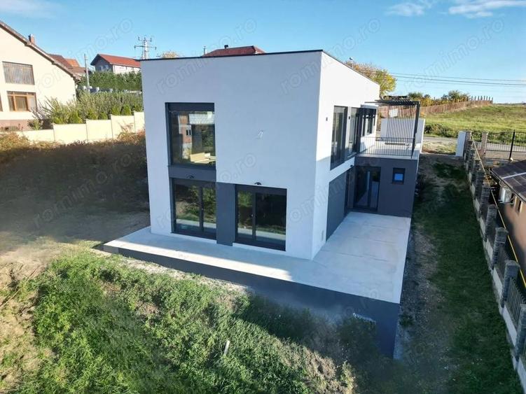 Vila noua design mediteranean, proiect deosebit ?i panorama- 299.000 E - 3