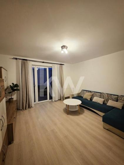 De inchiriat 2 camere | decomandat | etaj intermediar - 5