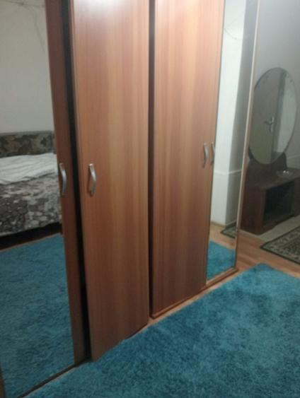 Inchiriez garsoniera 750 Ron, zona Prundu, Pitesti la curte ,un baia - 1