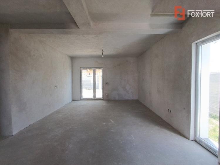 Duplex de vanzare cu 4 camere si teren de 290 mp - Giroc - 1