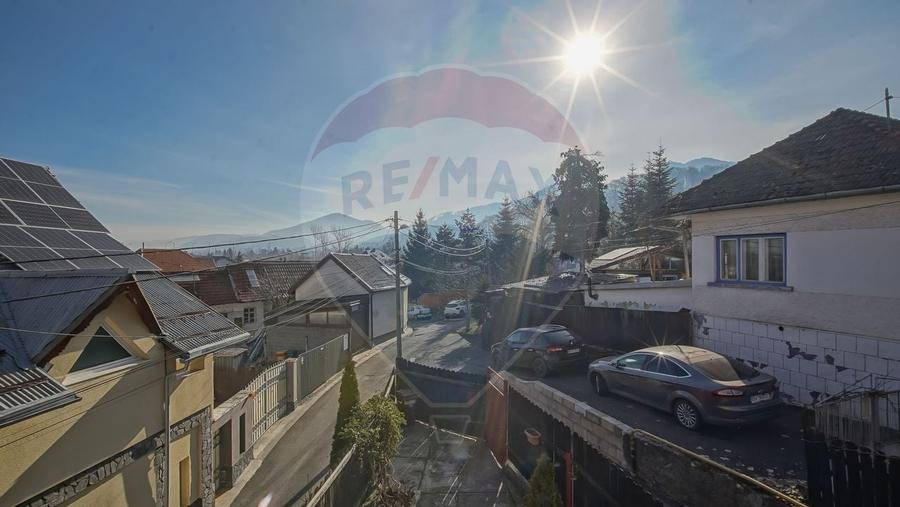 Casa spatioasa si practica, aproape natura si oras- Cartier Darste - 18