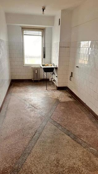 Apartament 5 camere (modificat in 4), 125 mp + garaj sub bloc, zona Polivalenta Arad - 1