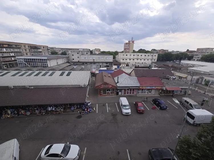 Apartament de vanzare - 3