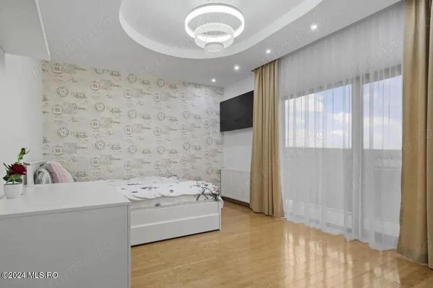 Branesti - Lac, Vila de familie P+E+M, 250 mp utili, teren 547 mp - 14