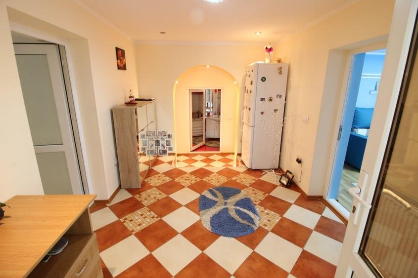 Casa de vanzare, 4 camere, sat Schela - 3