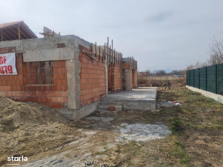 S.C. VIMAK Imobiliare vinde casa la rosu in Stupini - 3