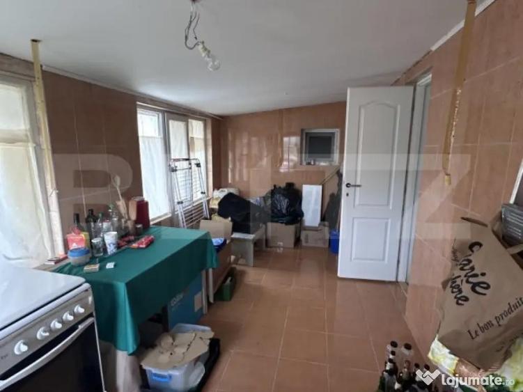 Casa de vanzare, zona deosebita , teren generos,Sali? - 2