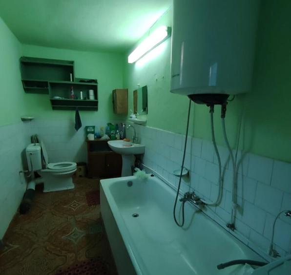 Casa Cujmir Mehedinti | Situata la strada | Teren 2038 mp| - 1