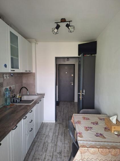 Vand apartament 2 camere Moghioros parc - 1