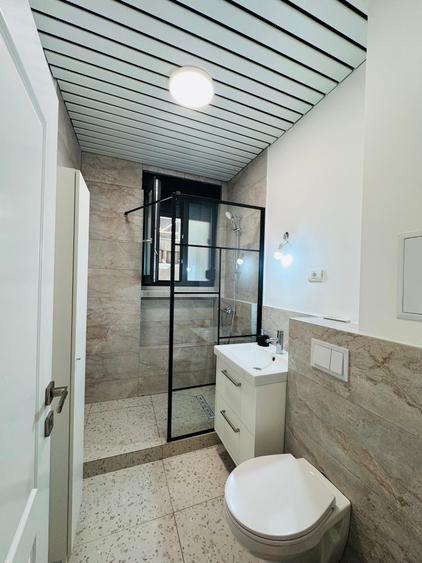 Piață Romana / Căderea Bastiliei / Parter - Spațiu Comercial de 44 mp - 3