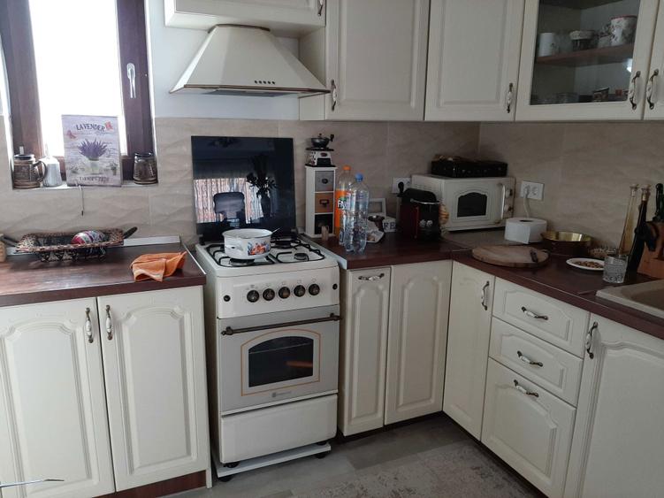 Casa primitoare Tunari - 2