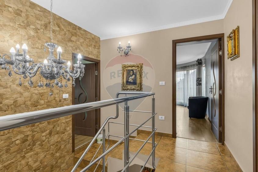 Casa noua pe colt si teren 1079 mp de vanzare in Macea,Arad - 20