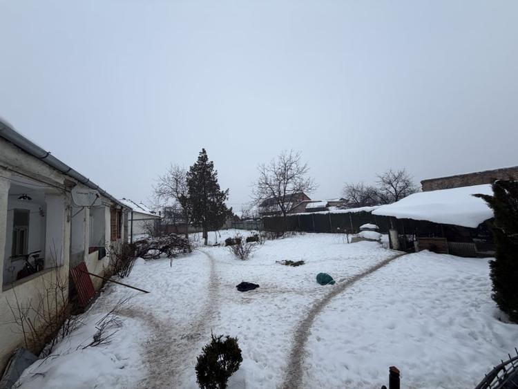 Teren de 1100 mp în Zonă Centrală | TEIUȘ | Construcție demolabile - 1