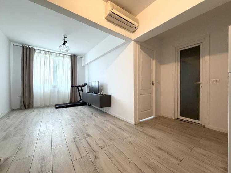 Apartament 2 camere, 33 mp utili, etaj 1/4, renovat  recent -  Steaua - 1