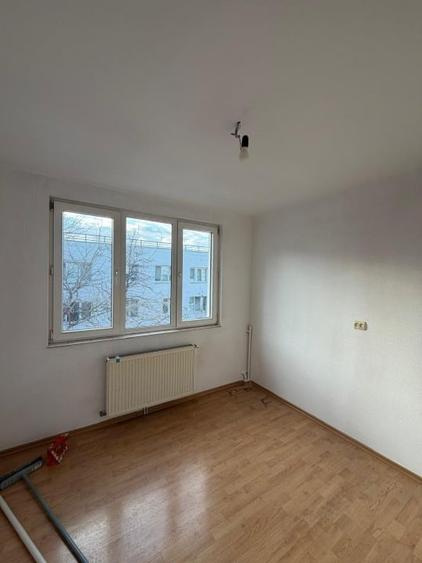 VÂNZARE APARTAMENT 3 CAMERE Zona Politehnica / Iuliu Maniu • Sector 6 • Bucureșt - 12