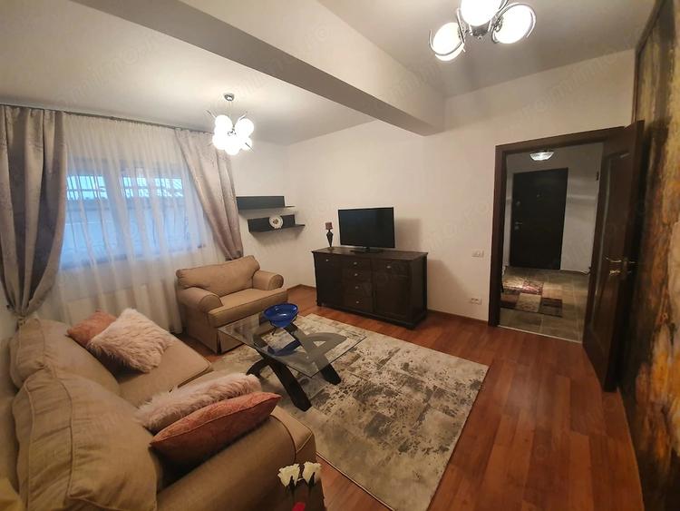 Apartament cu 2 camere decomandat, mobilat în 13 Septembrie